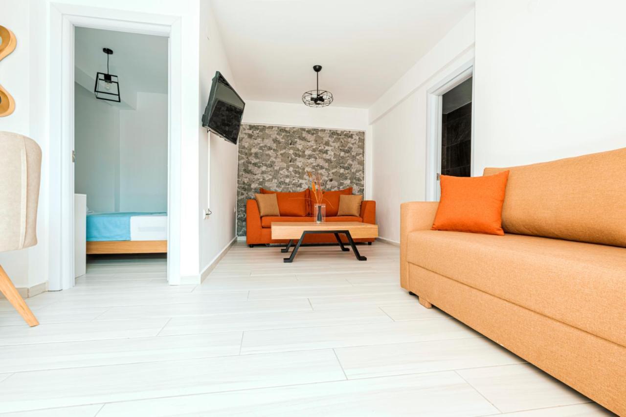 Design Suites Efharis Néa Péramos 外观 照片